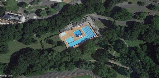 Competition, Dervallières swimming pool, France